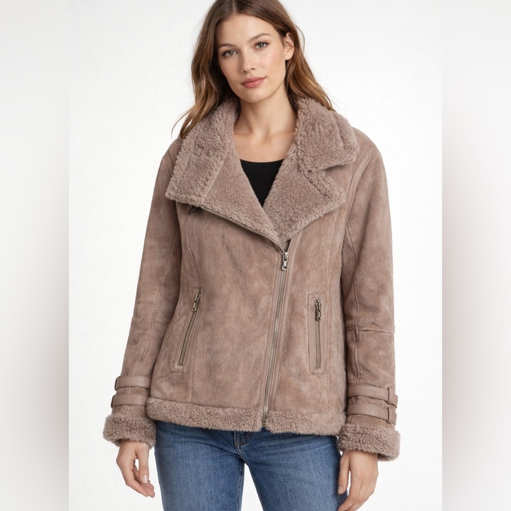 Genuine suede Penny Lane 70’s inspired jacket. Faux shearling. Size 8